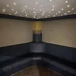 Pine Boutique With Hot Tub For Couples & Dog