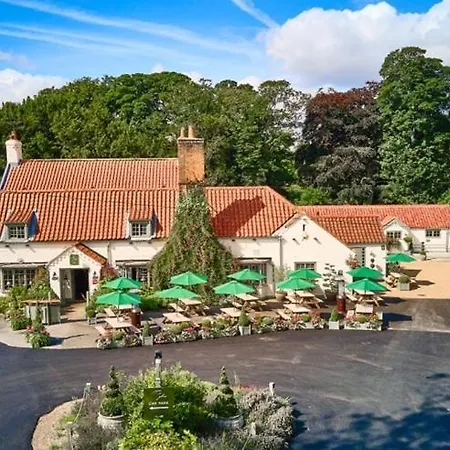 Holiday home Pine Boutique With Hot Tub For Couples & Dog *