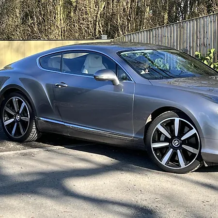 Pine Boutique With Hot Tub For Couples & Dog